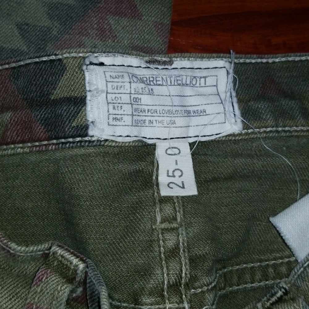 Current Elliot - image 3